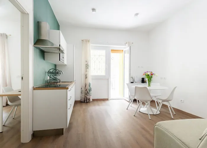 Alocasia Quinto Cecilio 2a Apartment